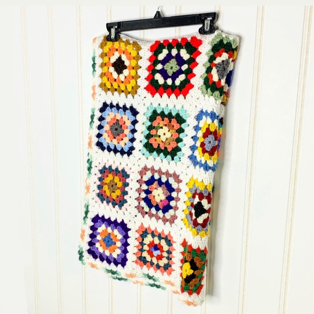 VTG Granny Square Crochet Blanket - Picture 1 of 4
